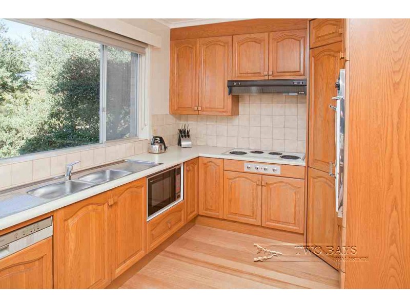 20 Allen Drive, Mount Eliza VIC 3930