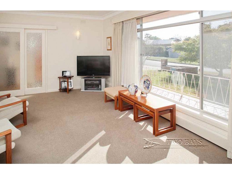 20 Allen Drive, Mount Eliza VIC 3930