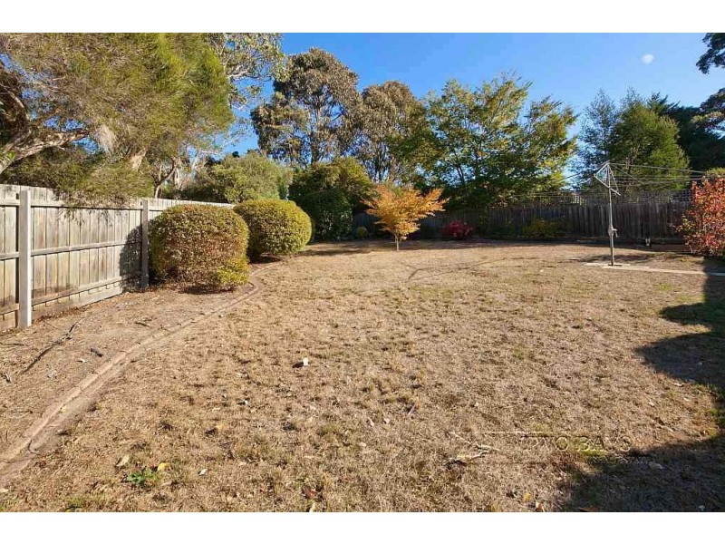 20 Allen Drive, Mount Eliza VIC 3930