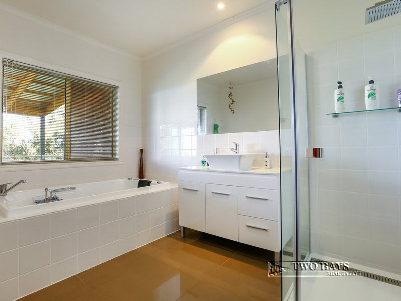 57 Two Bays Road, Mount Eliza VIC 3930