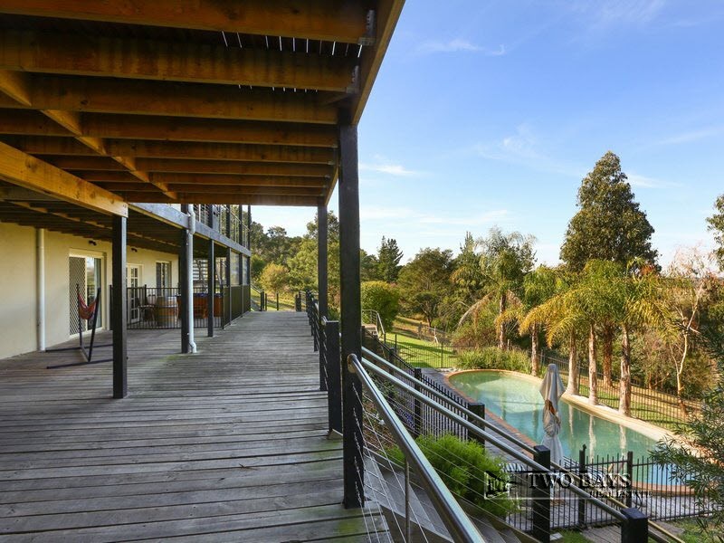 57 Two Bays Road, Mount Eliza VIC 3930