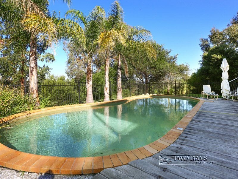 57 Two Bays Road, Mount Eliza VIC 3930