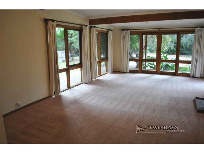 10 Keipha Road, Cranbourne South VIC 3977