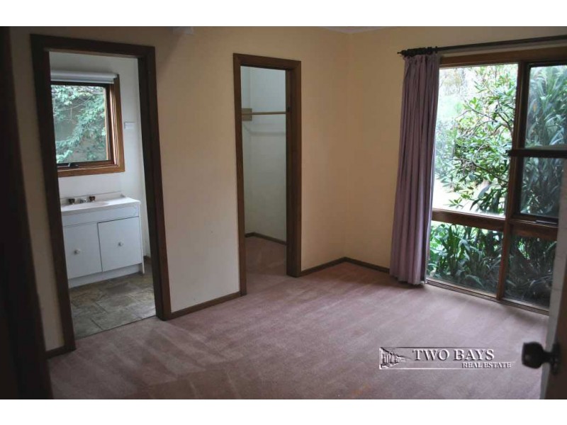 10 Keipha Road, Cranbourne South VIC 3977