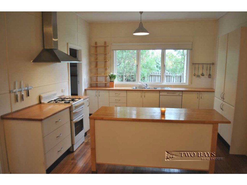 10 Keipha Road, Cranbourne South VIC 3977