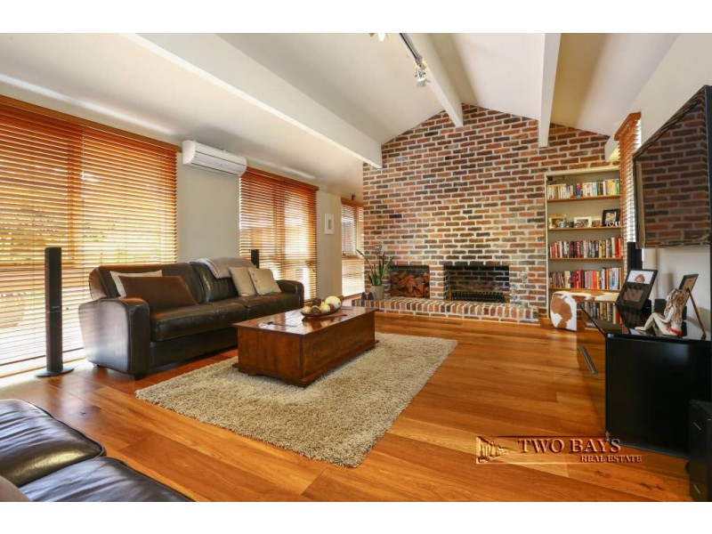 18 Berkeley Court, Mount Eliza VIC 3930