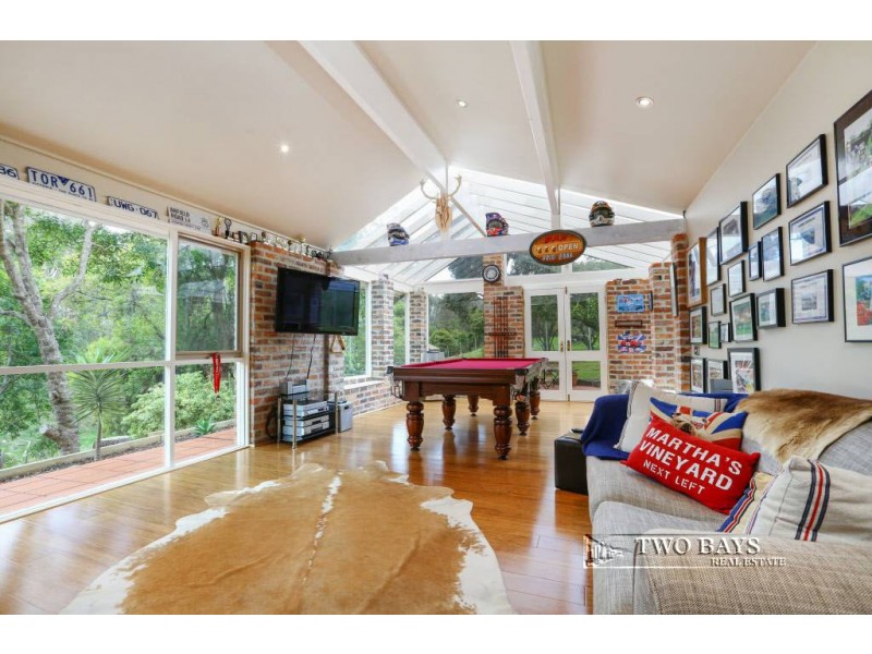 18 Berkeley Court, Mount Eliza VIC 3930