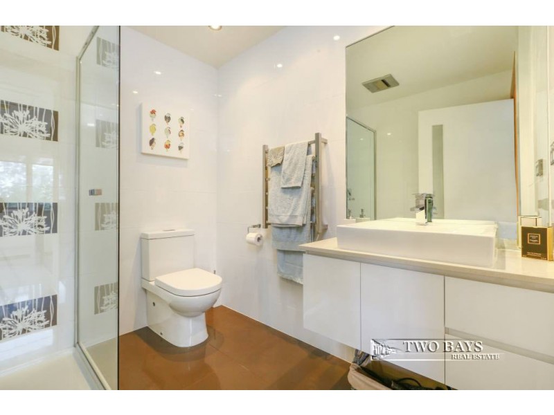 18 Berkeley Court, Mount Eliza VIC 3930