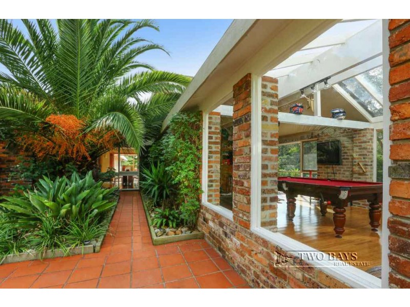 18 Berkeley Court, Mount Eliza VIC 3930