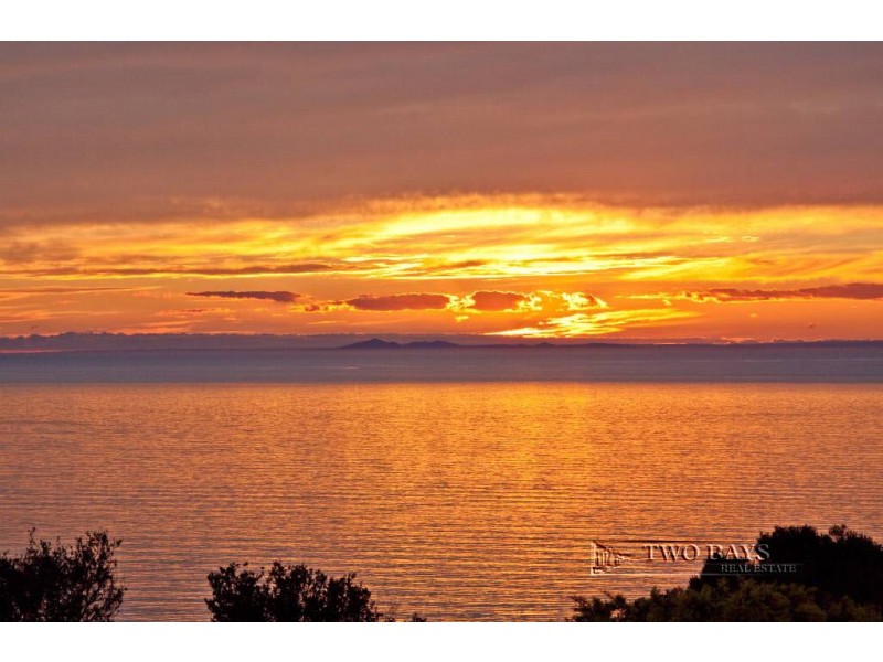 6 Tourello Road, Mount Eliza VIC 3930