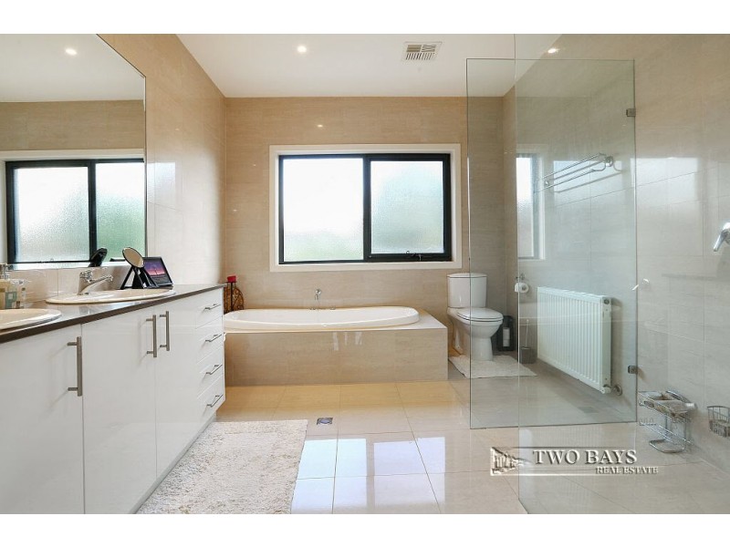 36 Sibyl Avenue, Frankston South VIC 3199