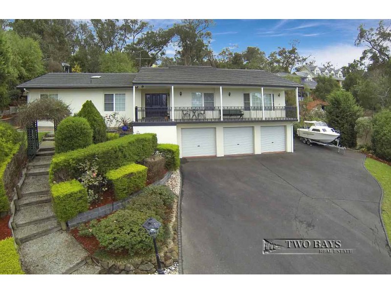 33-35 Eumeralla Grove, Mount Eliza VIC 3930