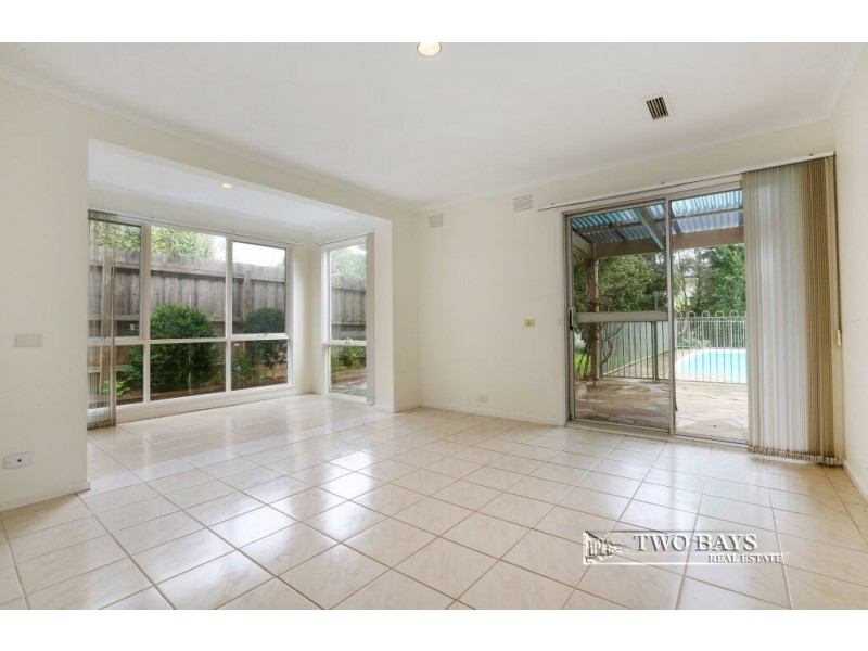 33 Koornalla Crescent, Mount Eliza VIC 3930