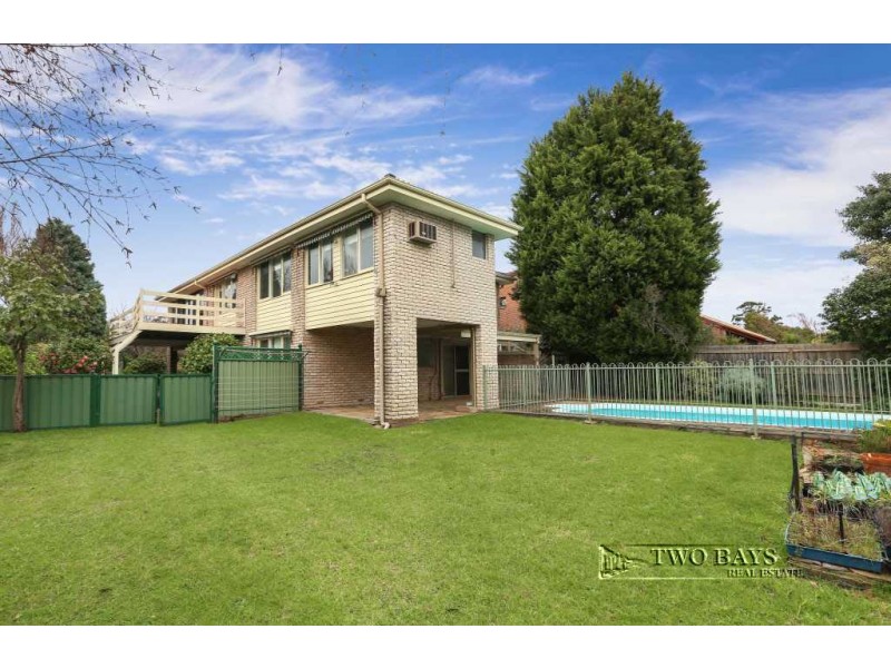 33 Koornalla Crescent, Mount Eliza VIC 3930