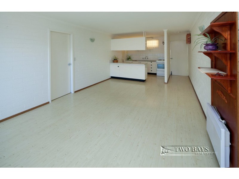 2/168 Canadian Bay Road, Mount Eliza VIC 3930