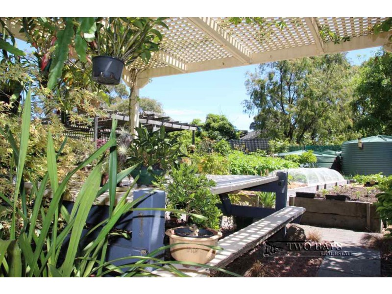 12 Wiringa Crescent, Mount Eliza VIC 3930