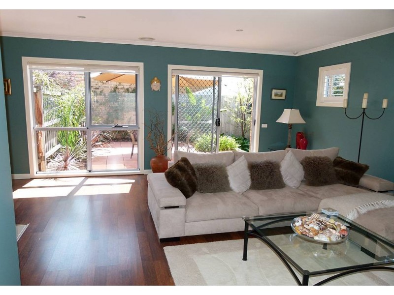 2/23 Picnic Street, Frankston South VIC 3199