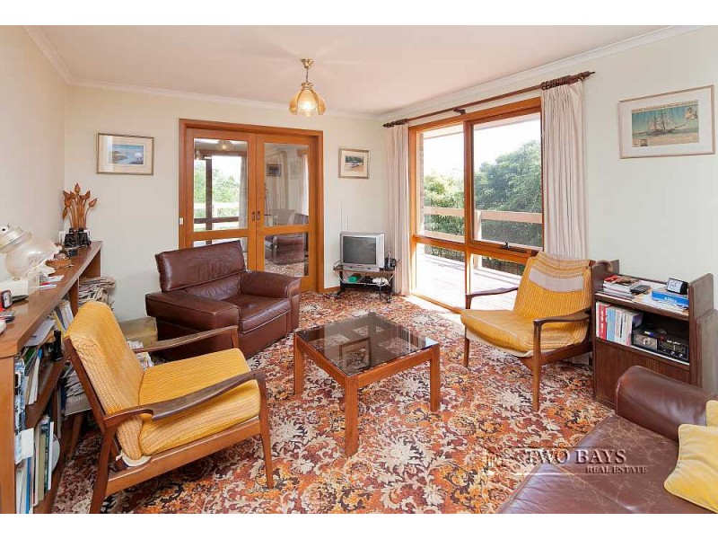 74 Wimborne Avenue, Mount Eliza VIC 3930