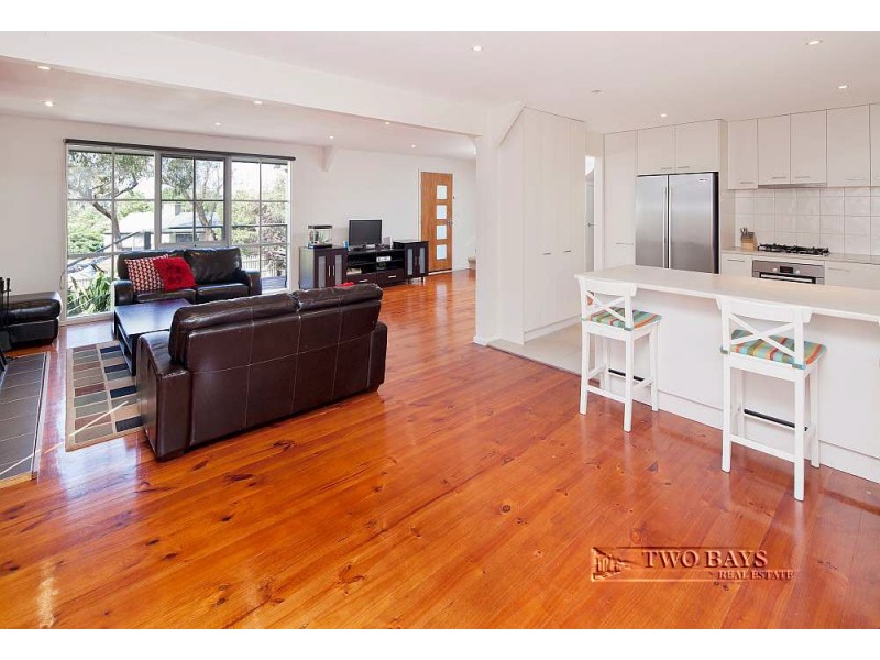 67 Summerhill Crescent, Mount Eliza VIC 3930
