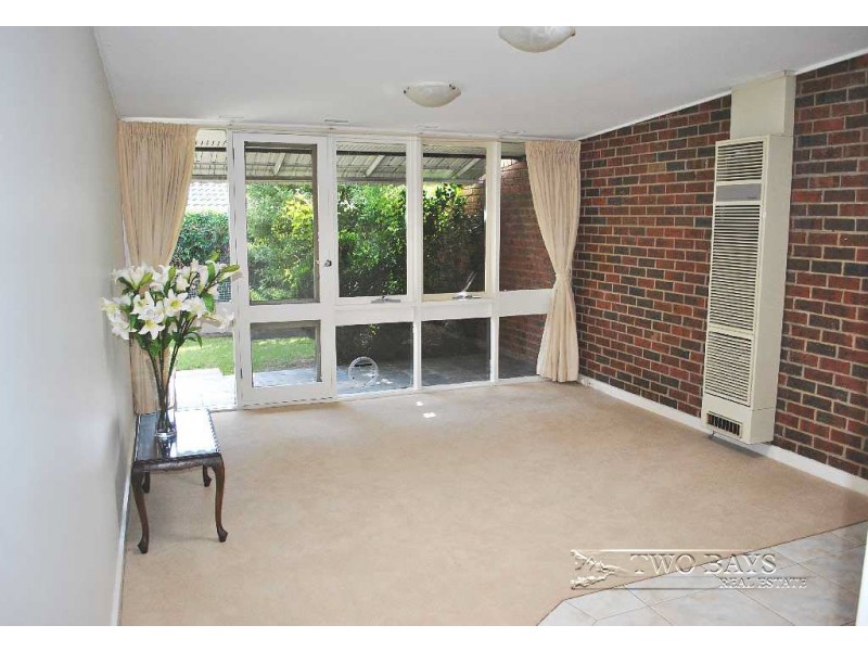 2/139 Mt Eliza Way, Mount Eliza VIC 3930