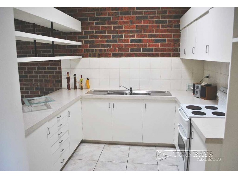 2/139 Mt Eliza Way, Mount Eliza VIC 3930