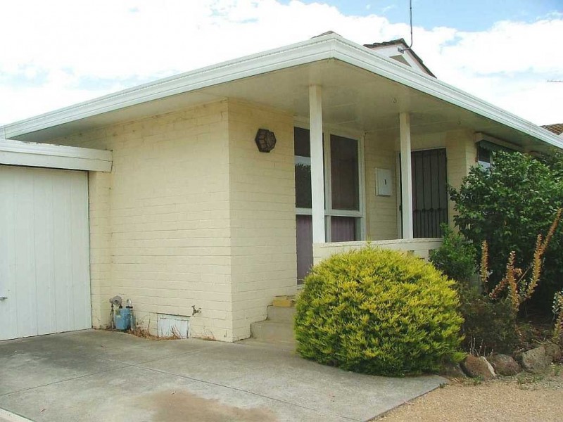 8/2 Coonara Avenue, Mount Eliza VIC 3930