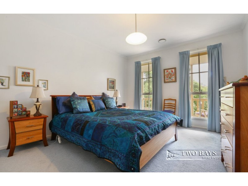 16 Autumn Crescent, Mount Eliza VIC 3930