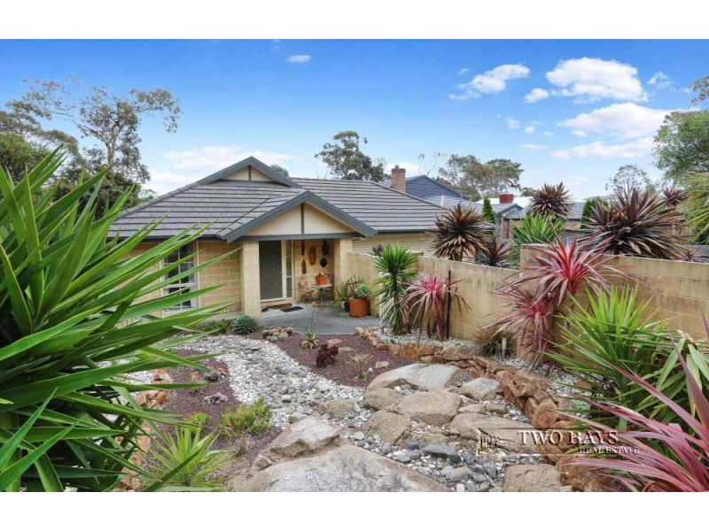 16 Autumn Crescent, Mount Eliza VIC 3930