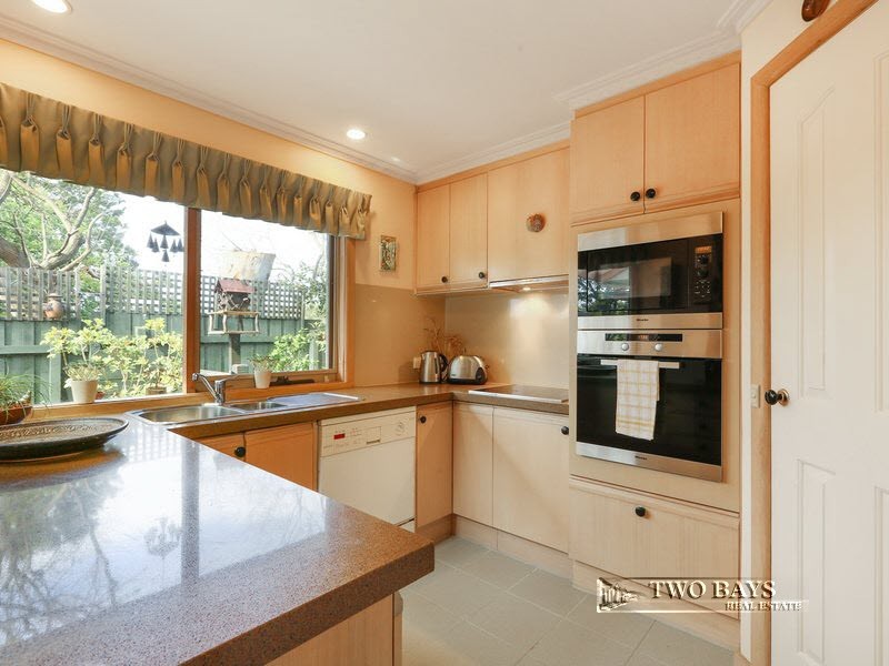 1/1A The Grove, Frankston South VIC 3199