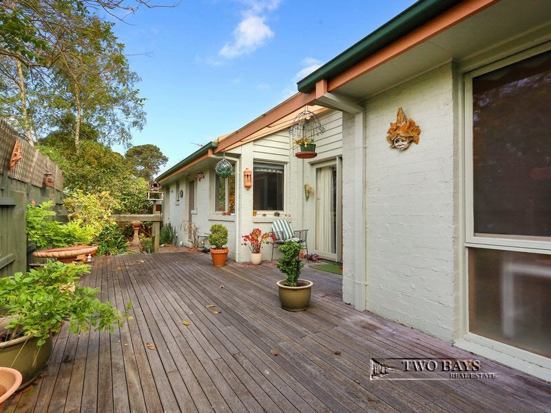 1/1A The Grove, Frankston South VIC 3199