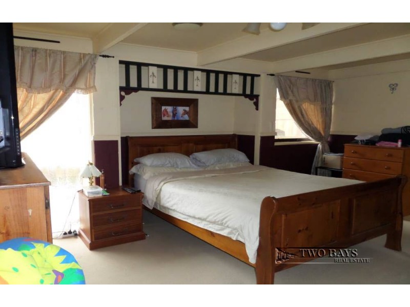 1 & 1A Petrel Close, Mount Eliza VIC 3930