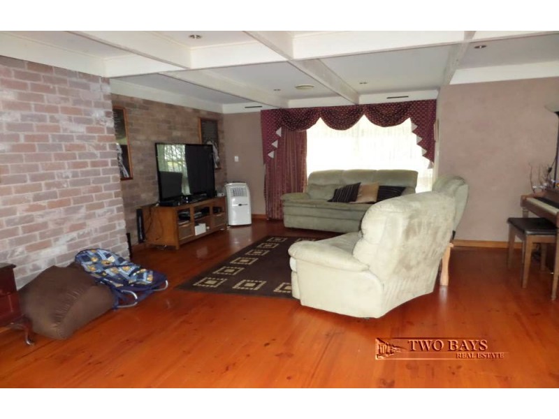 1 & 1A Petrel Close, Mount Eliza VIC 3930