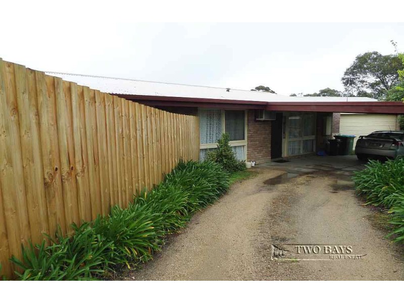 1 & 1A Petrel Close, Mount Eliza VIC 3930