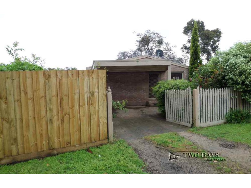 1 & 1A Petrel Close, Mount Eliza VIC 3930