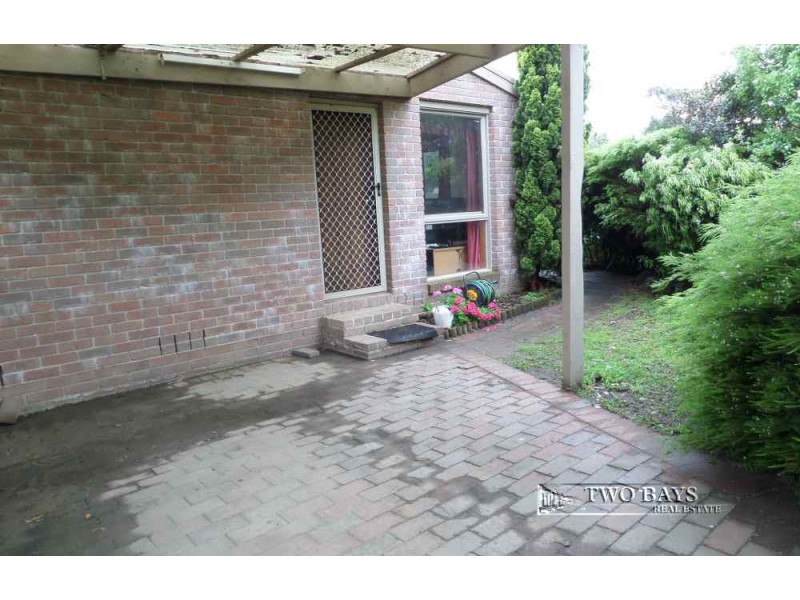 1 & 1A Petrel Close, Mount Eliza VIC 3930