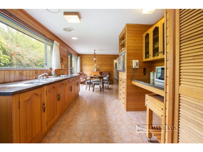 38 Roborough Avenue, Mount Eliza VIC 3930