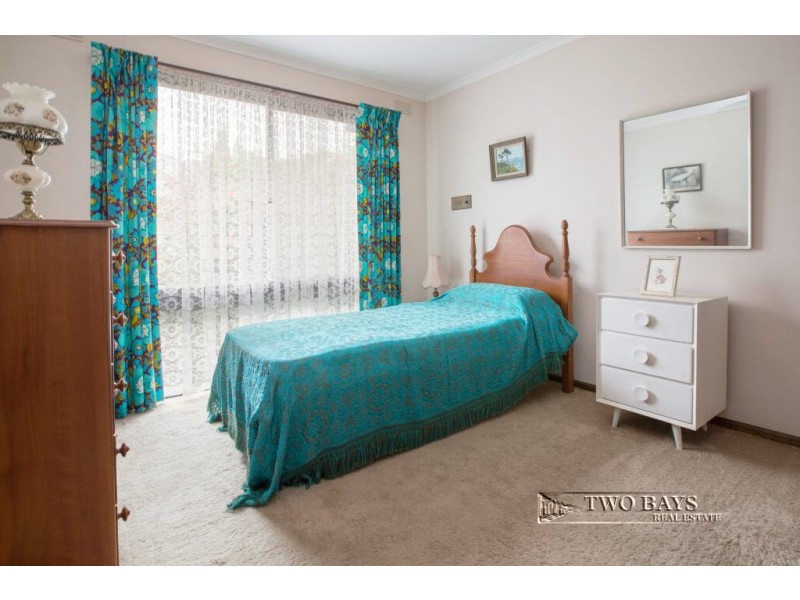 38 Roborough Avenue, Mount Eliza VIC 3930