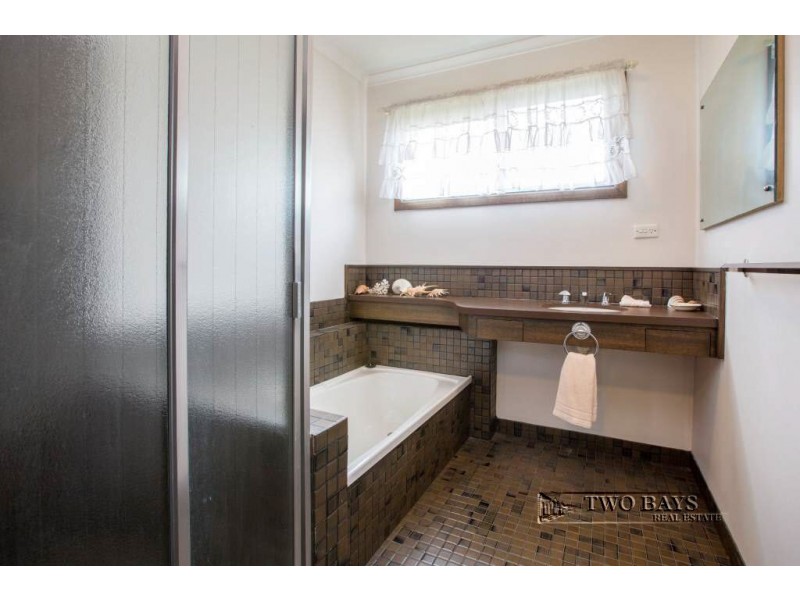 38 Roborough Avenue, Mount Eliza VIC 3930