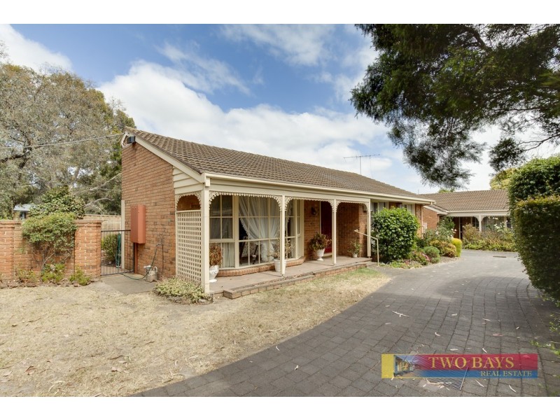 1/5 Betty Avenue, Mount Eliza VIC 3930
