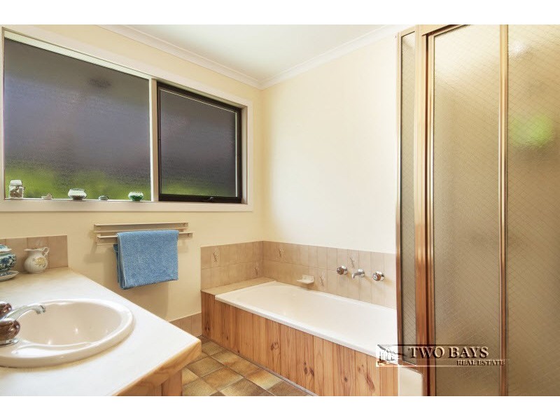 9 Tower Road, Mount Eliza VIC 3930