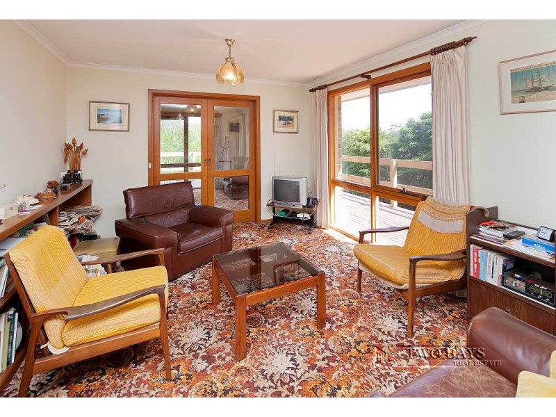 74 Wimborne Avenue, Mount Eliza VIC 3930