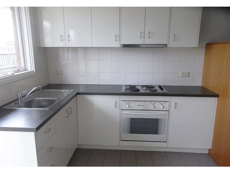 4/9 Leicester Avenue, Mount Eliza VIC 3930