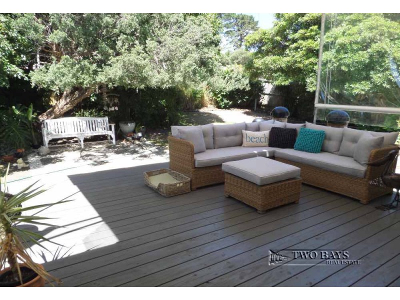 4 Sturio Parade, Mount Eliza VIC 3930