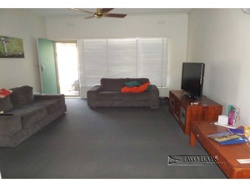 1/11 Leicester Avenue, Mount Eliza VIC 3930