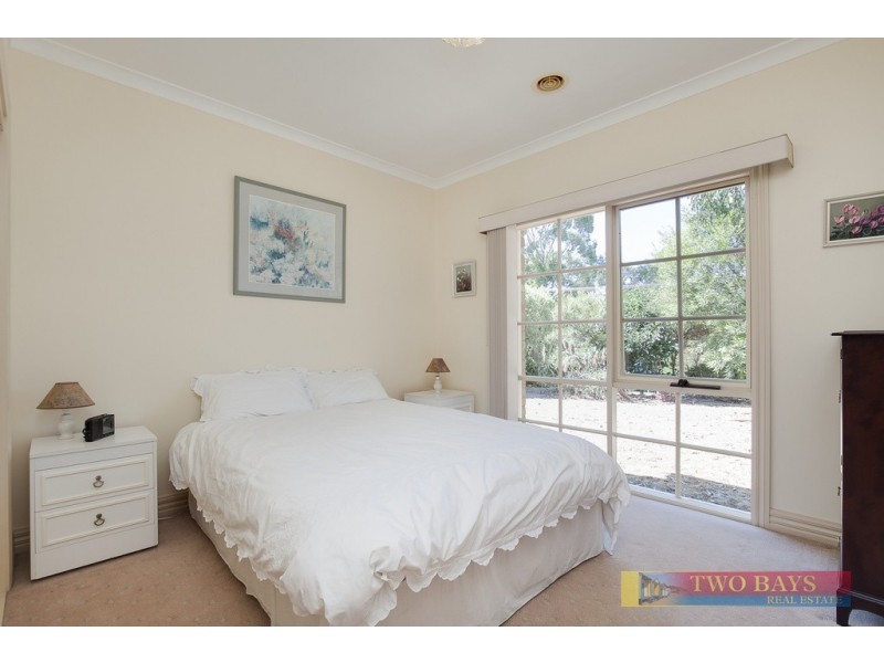 5 Victory Place, Mount Eliza VIC 3930