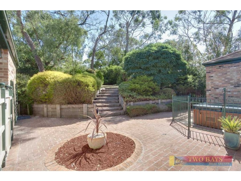 5 Victory Place, Mount Eliza VIC 3930