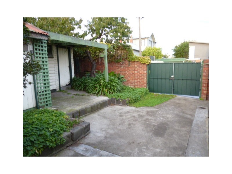 67 Roseneath Street, Clifton Hill VIC 3068