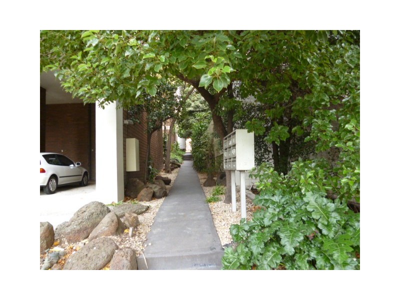 4/7 Clowes Street, South Yarra VIC 3141