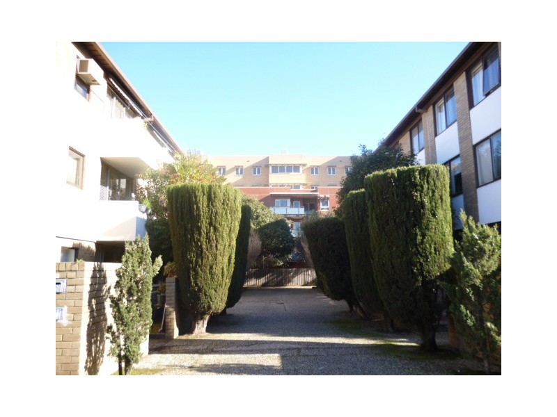 13/29 Upton Road, Windsor VIC 3181