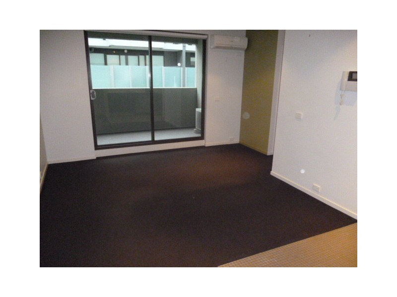 32/174 Esplanade East, Port Melbourne VIC 3207